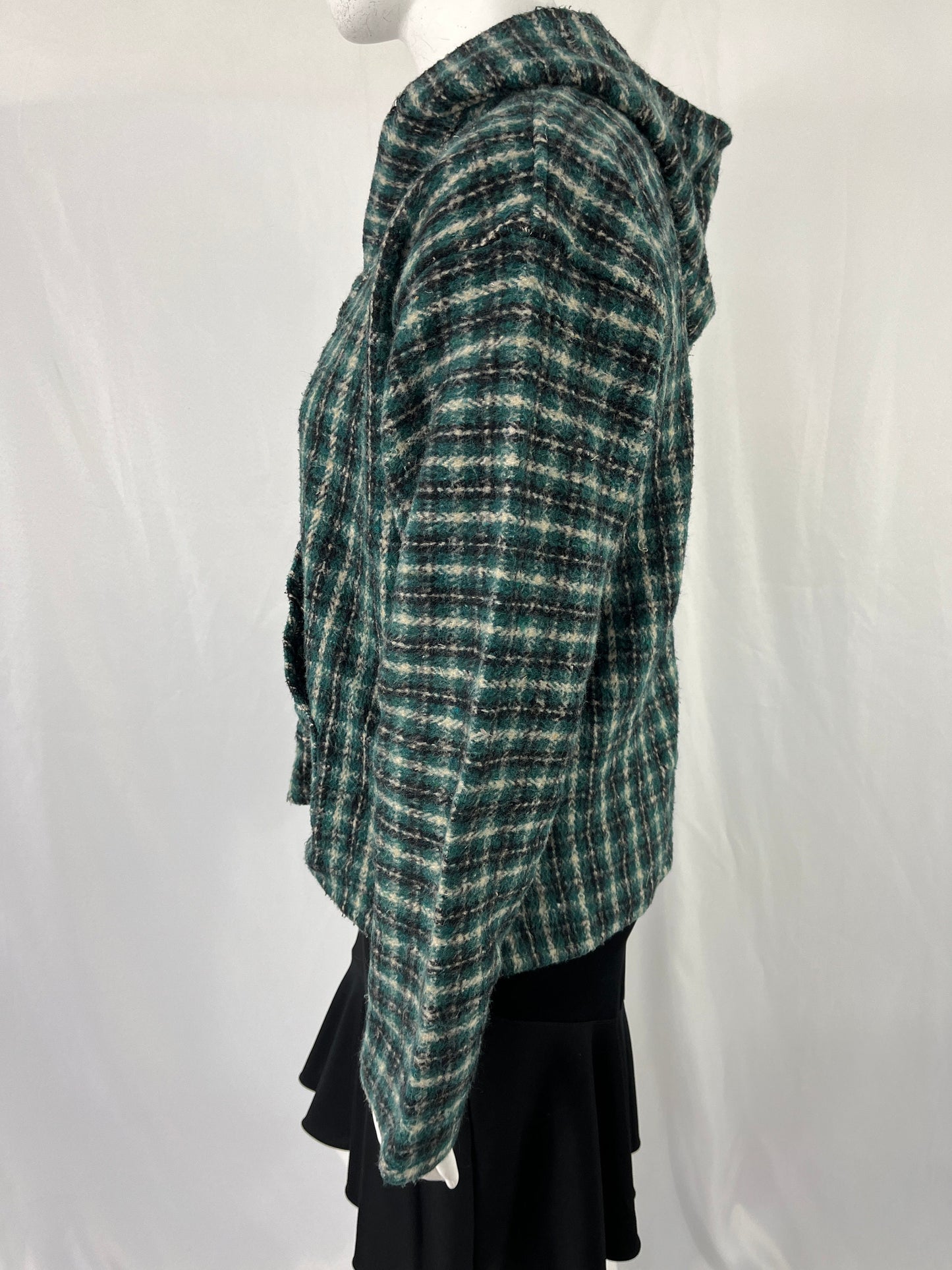 Soft Green Plaid Earth Ragz Sweatshirt \ Size XL \ See Item Description for Measurements and Details